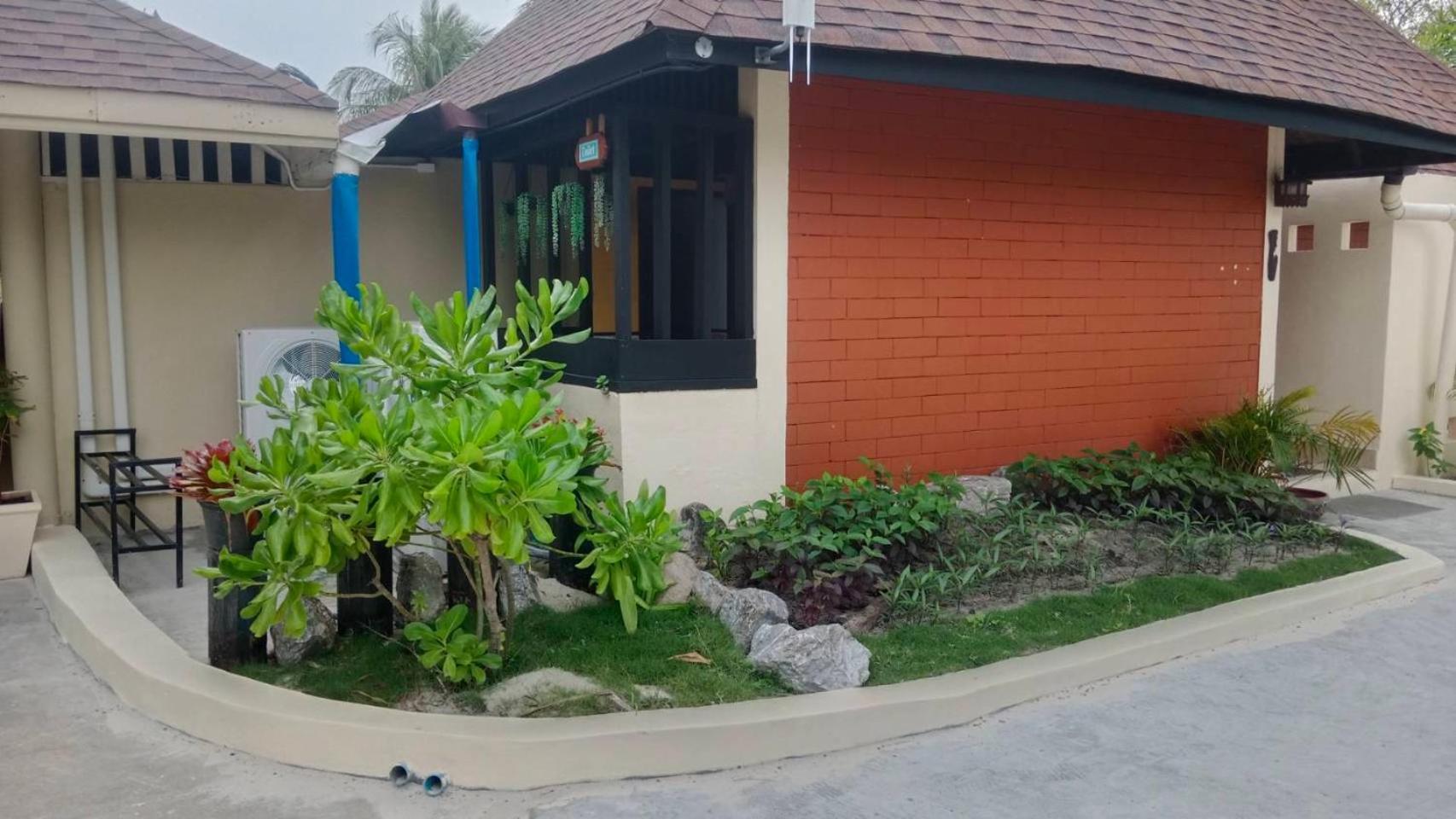Koh Mook Sivalai Beach Resort Exterior photo